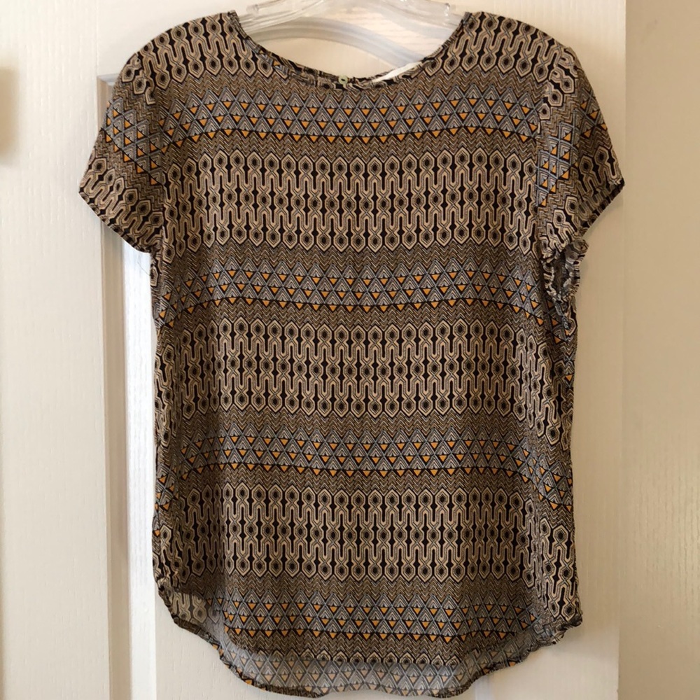 Women’s short sleeve top